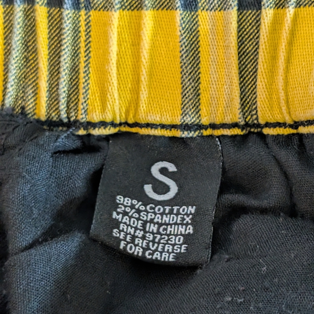 Almost Famous Split Leg Plaid Cargo Joggers Small Black Yellow Tartan Streetwear - Picture 6 of 8